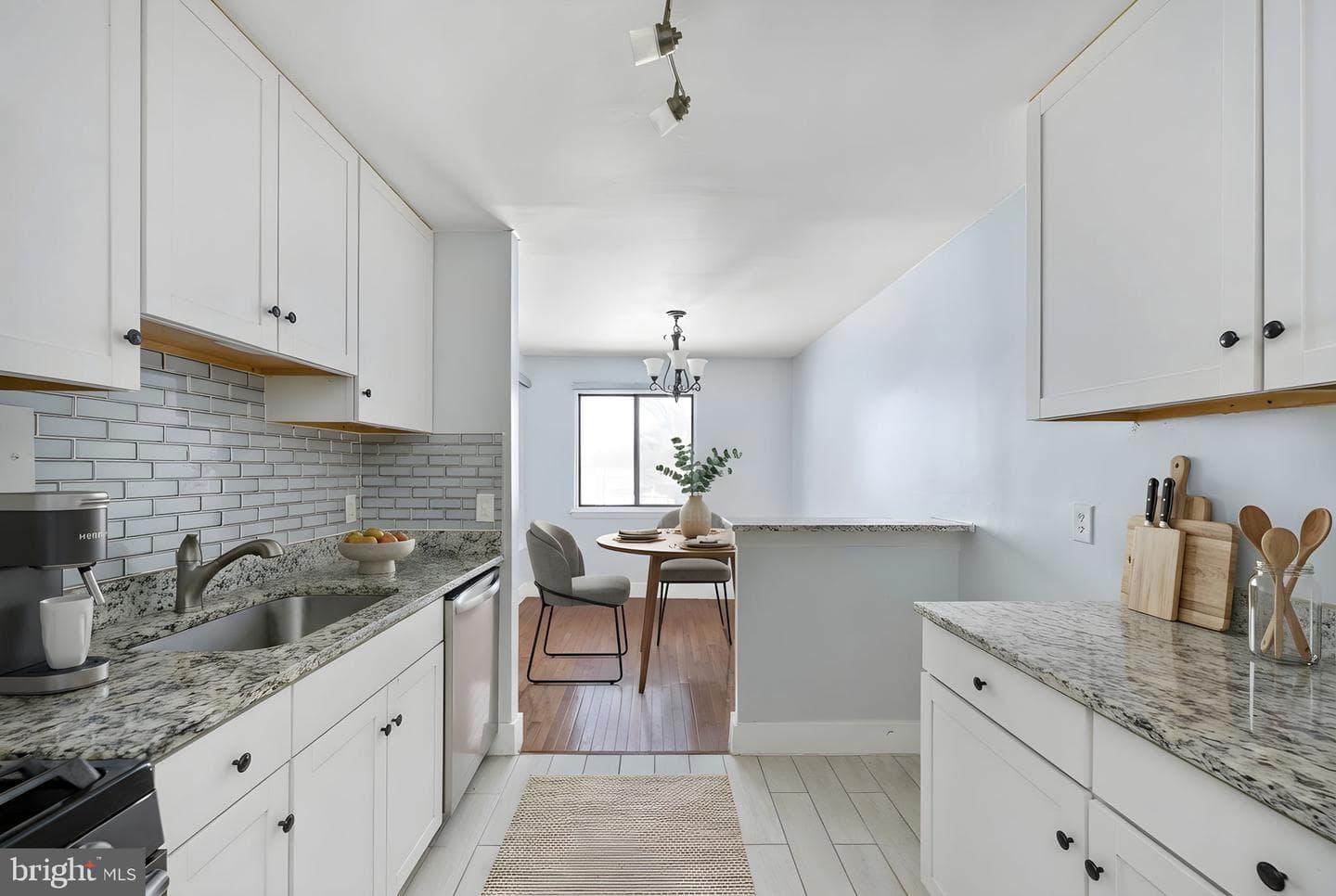 2844 Dover Lane #302 photo 14