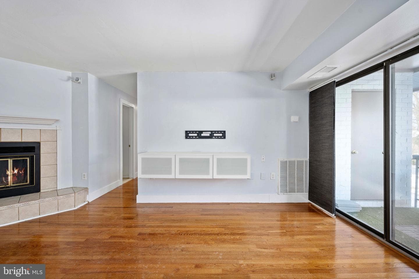 2844 Dover Lane #302 photo 37
