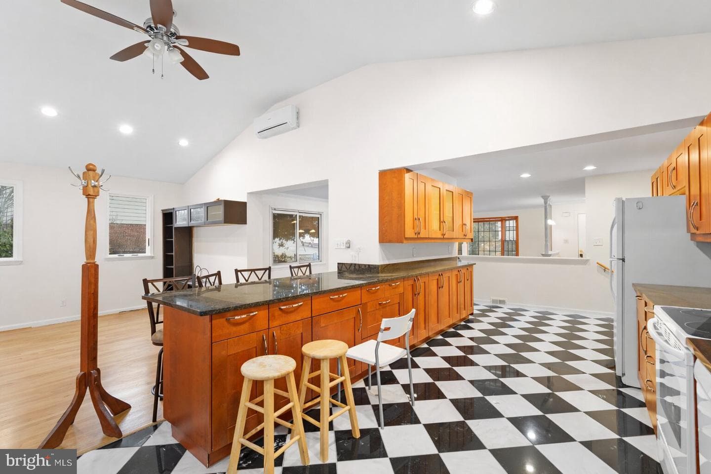 7423 Exmore Street photo 15