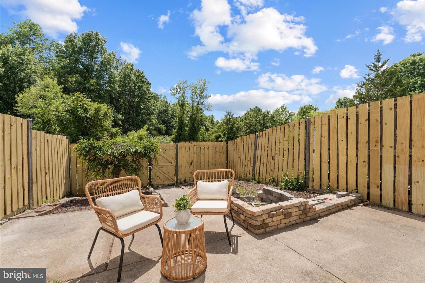 5838 Burke Manor Court photo 30