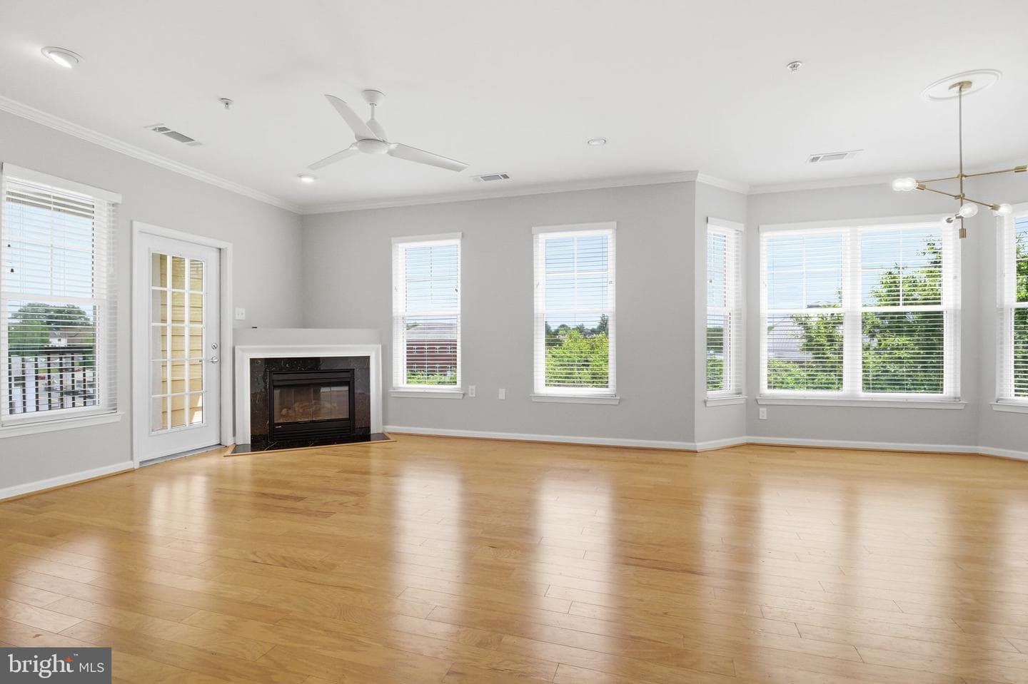 815 Branch Drive #402 photo 18