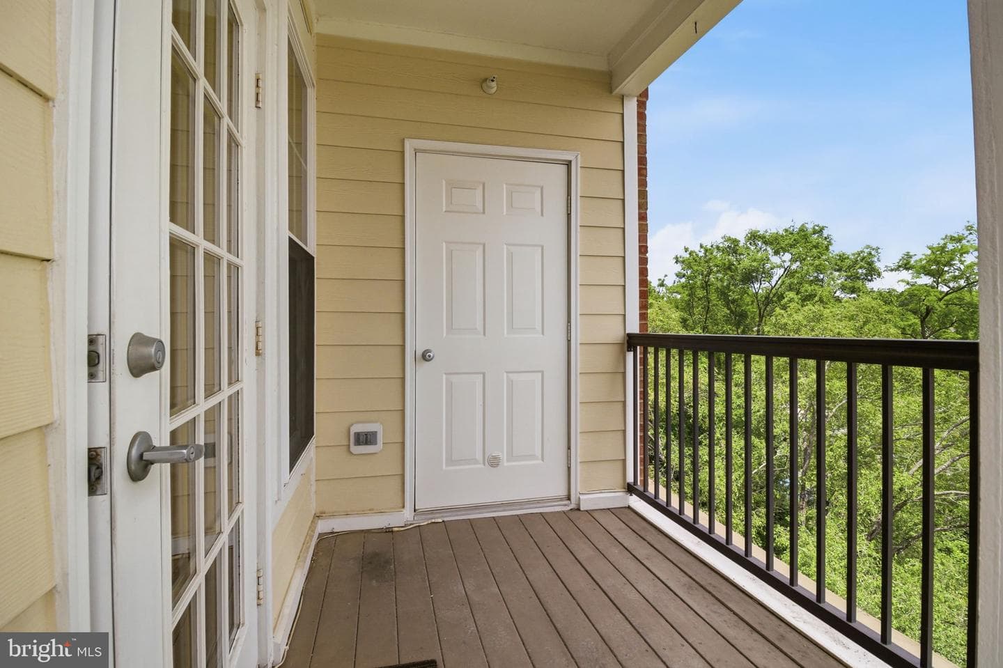 815 Branch Drive #402 photo 31