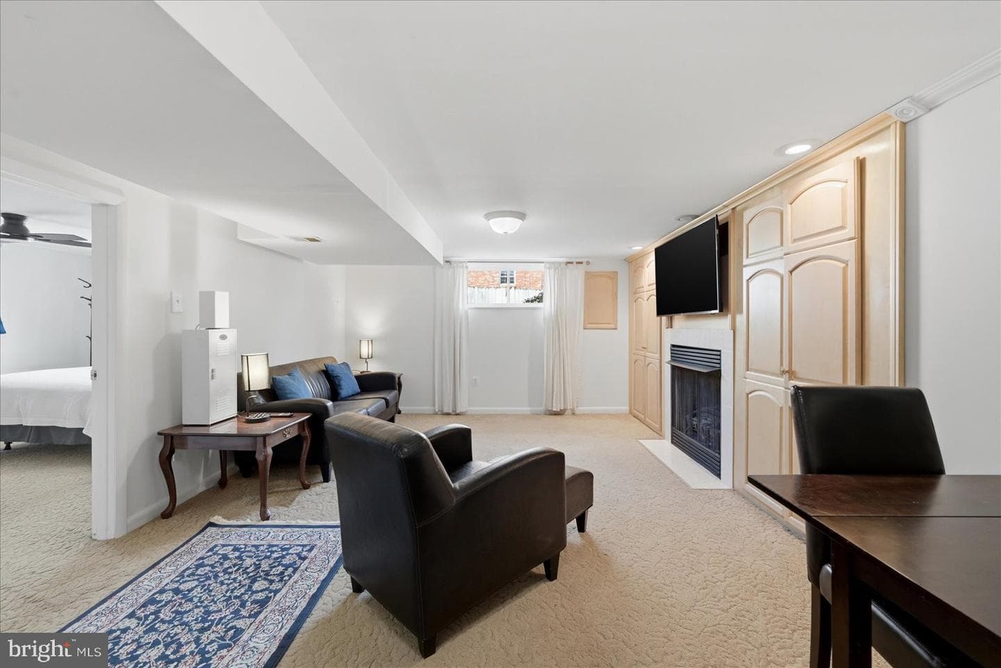 6020 Amherst Avenue photo 30