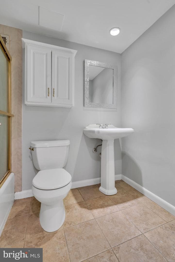 6141 Leesburg Pike #504 photo 20