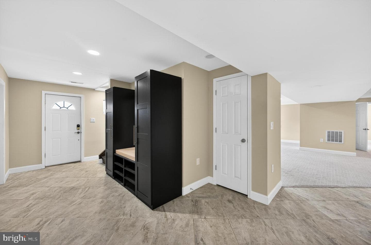 6351 Montrose Street photo 46
