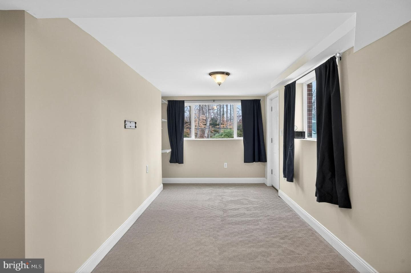 6351 Montrose Street photo 55