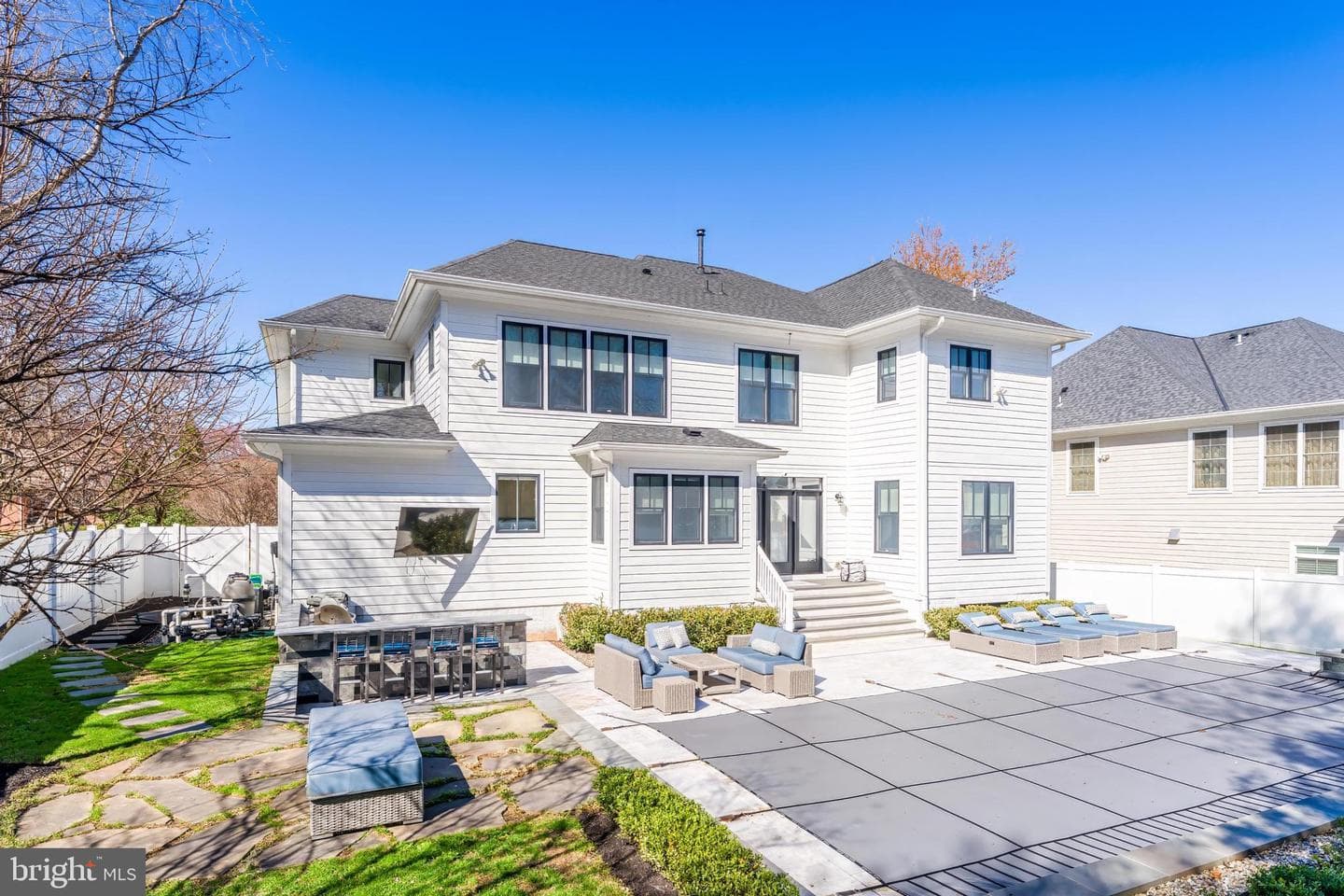 6805 Lumsden Street photo 113