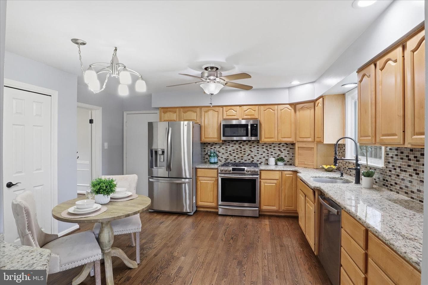 9712 Klimt Court photo 7