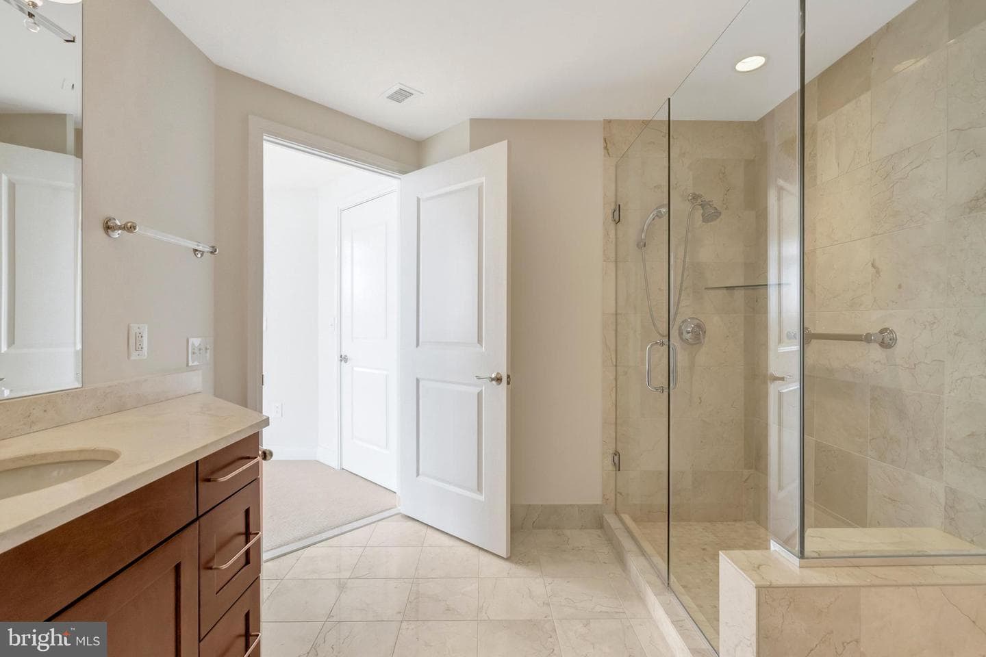 8220 Crestwood Heights Drive #812 photo 26