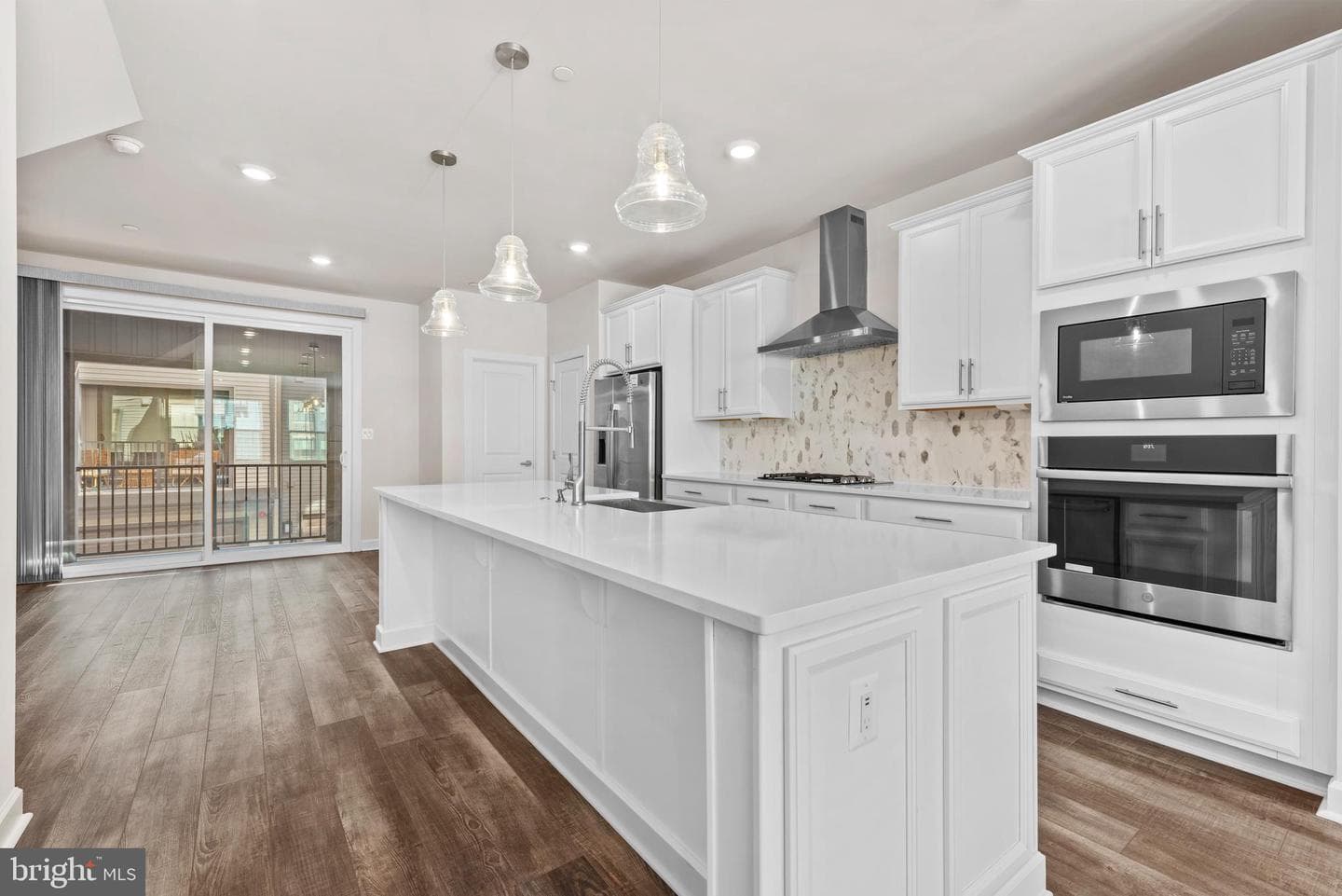 13039 Hattontown Square photo 12