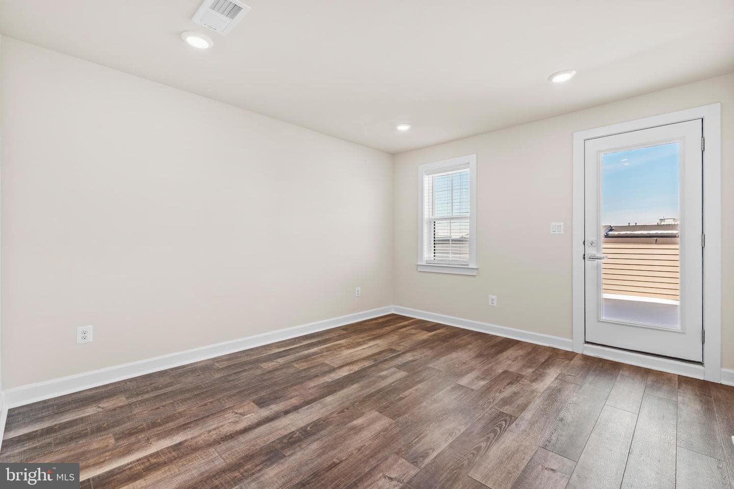 13039 Hattontown Square photo 43