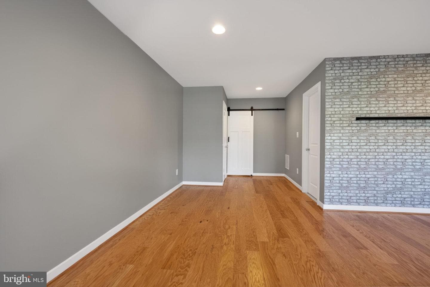 5509 Valmarana Way photo 46