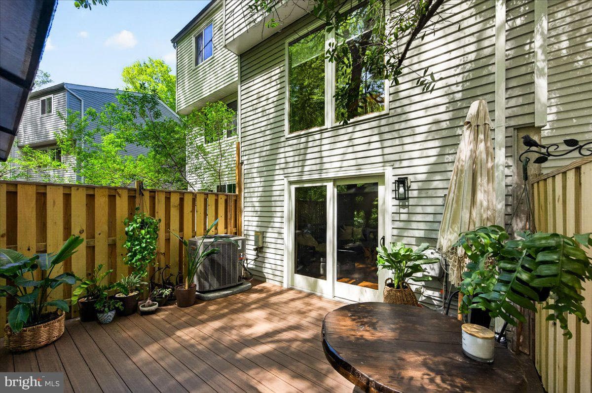 8014 Grandview Court photo 8