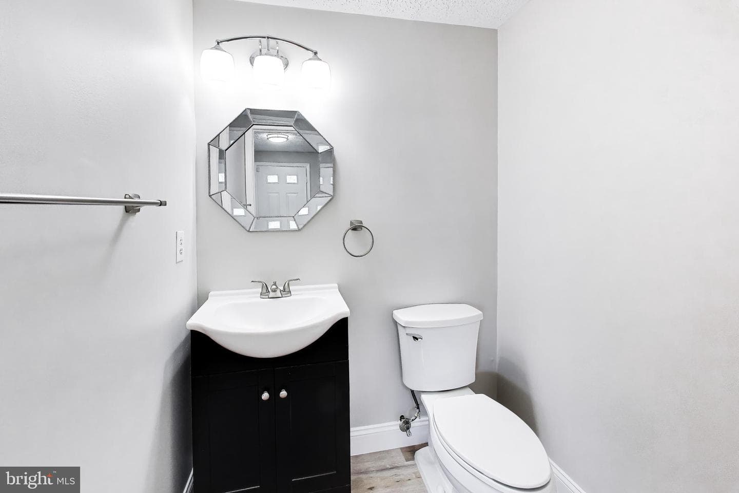 8108 Steeple Chase Court photo 6