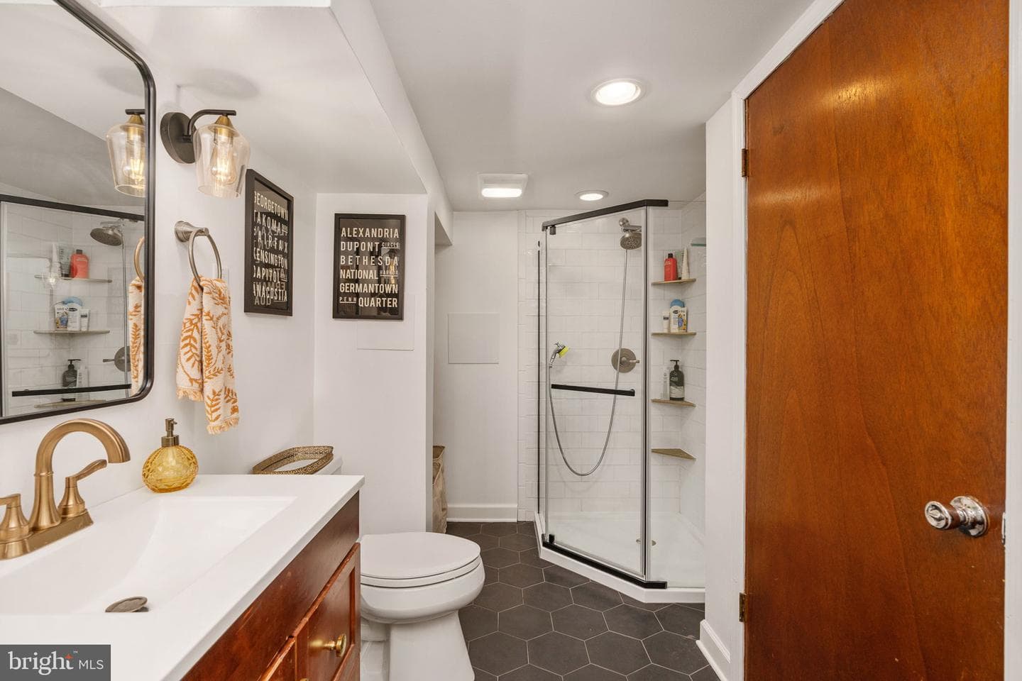 6714 Ruskin Street photo 40