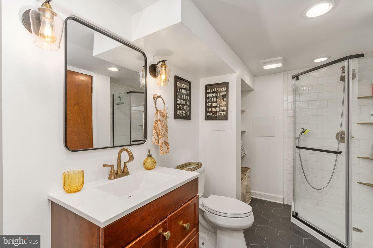 6714 Ruskin Street photo 42
