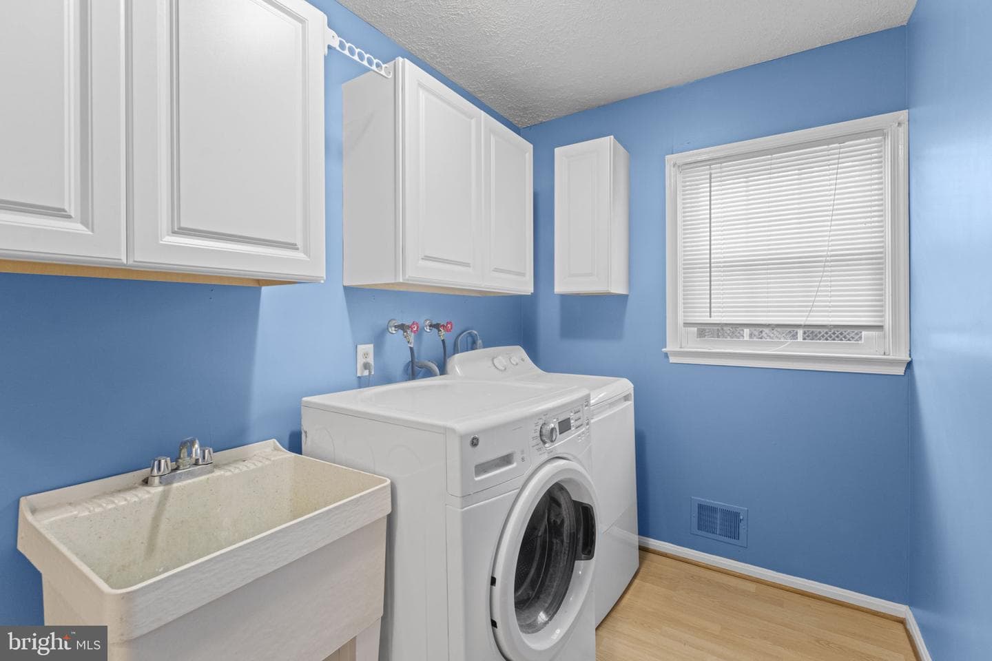 5504 Teak Court photo 24