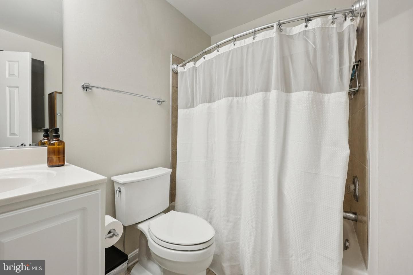 2010 Pieris Court photo 33