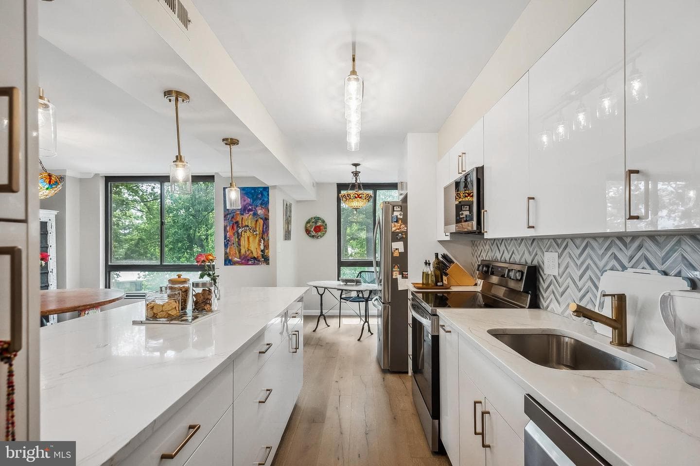 1808 Old Meadow Road #906 photo 3