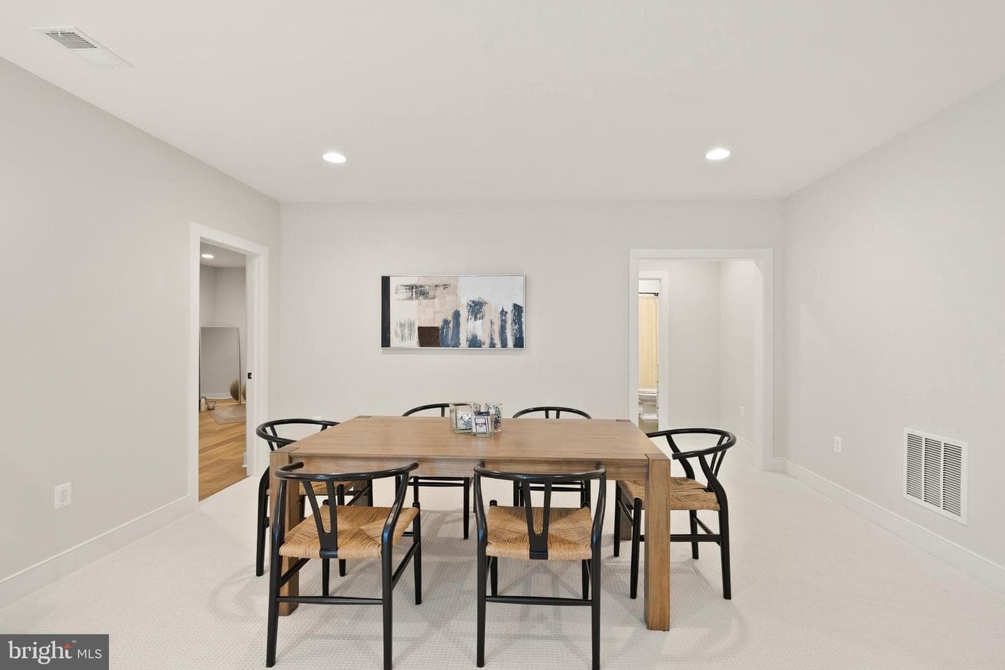 1212 Drake Street SW photo 71