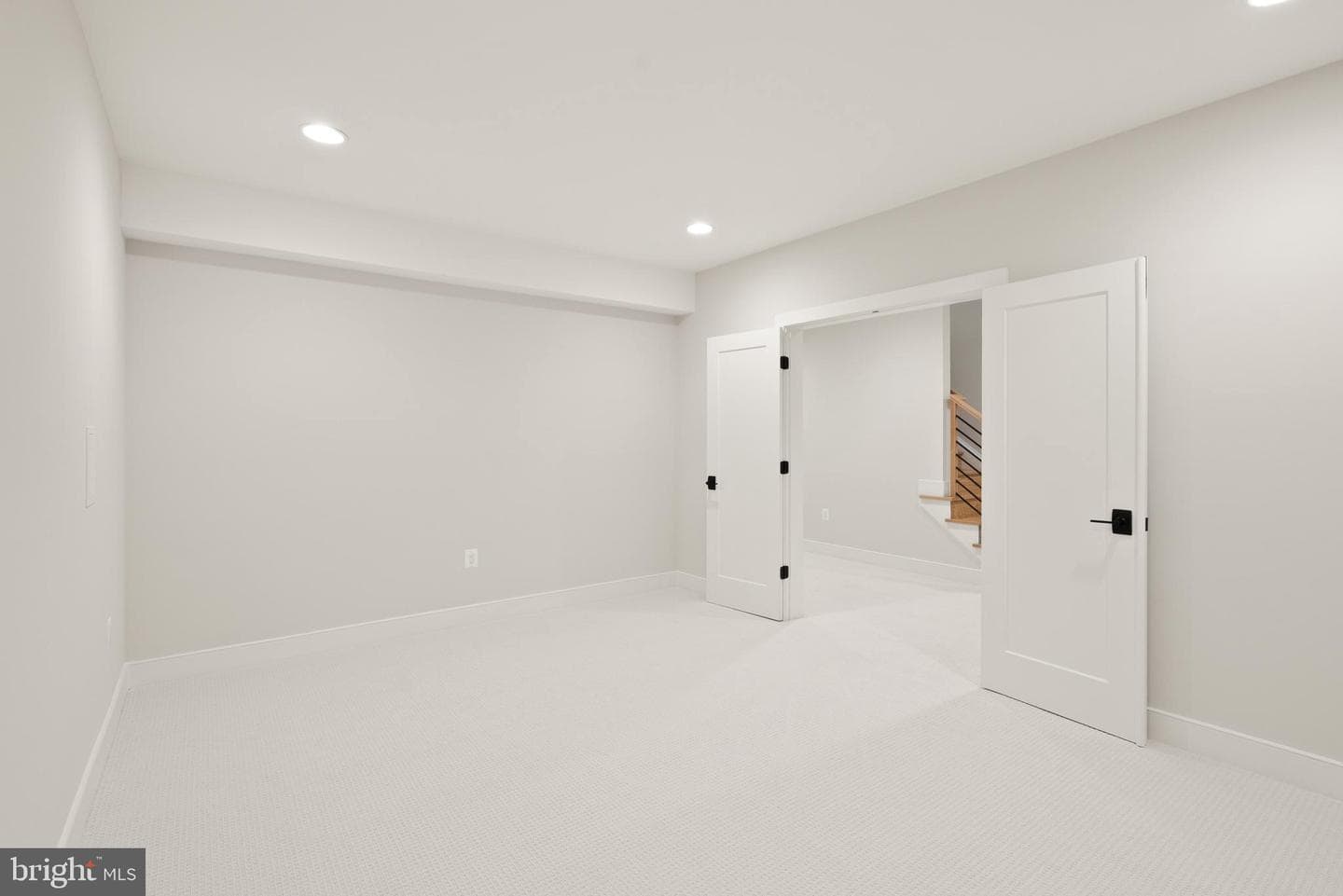 1212 Drake Street SW photo 76