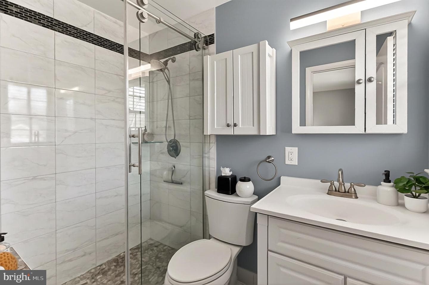 6621 Kerns Road photo 29