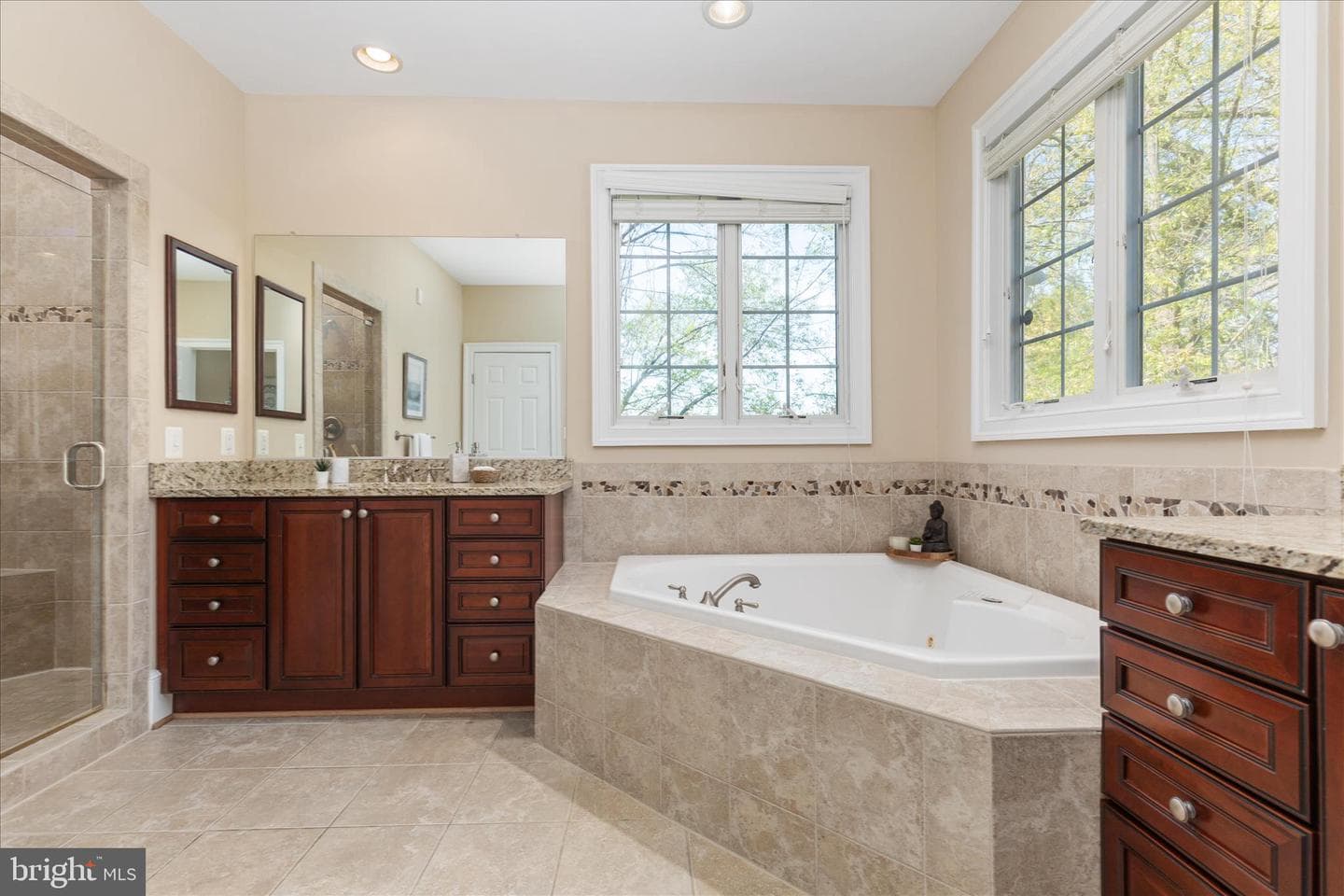 3003 Beechwood Lane photo 33