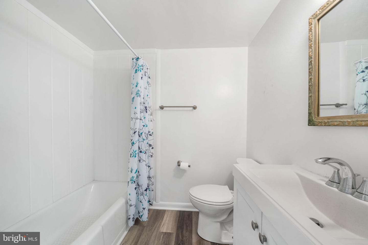 1806 Lansing Court photo 51