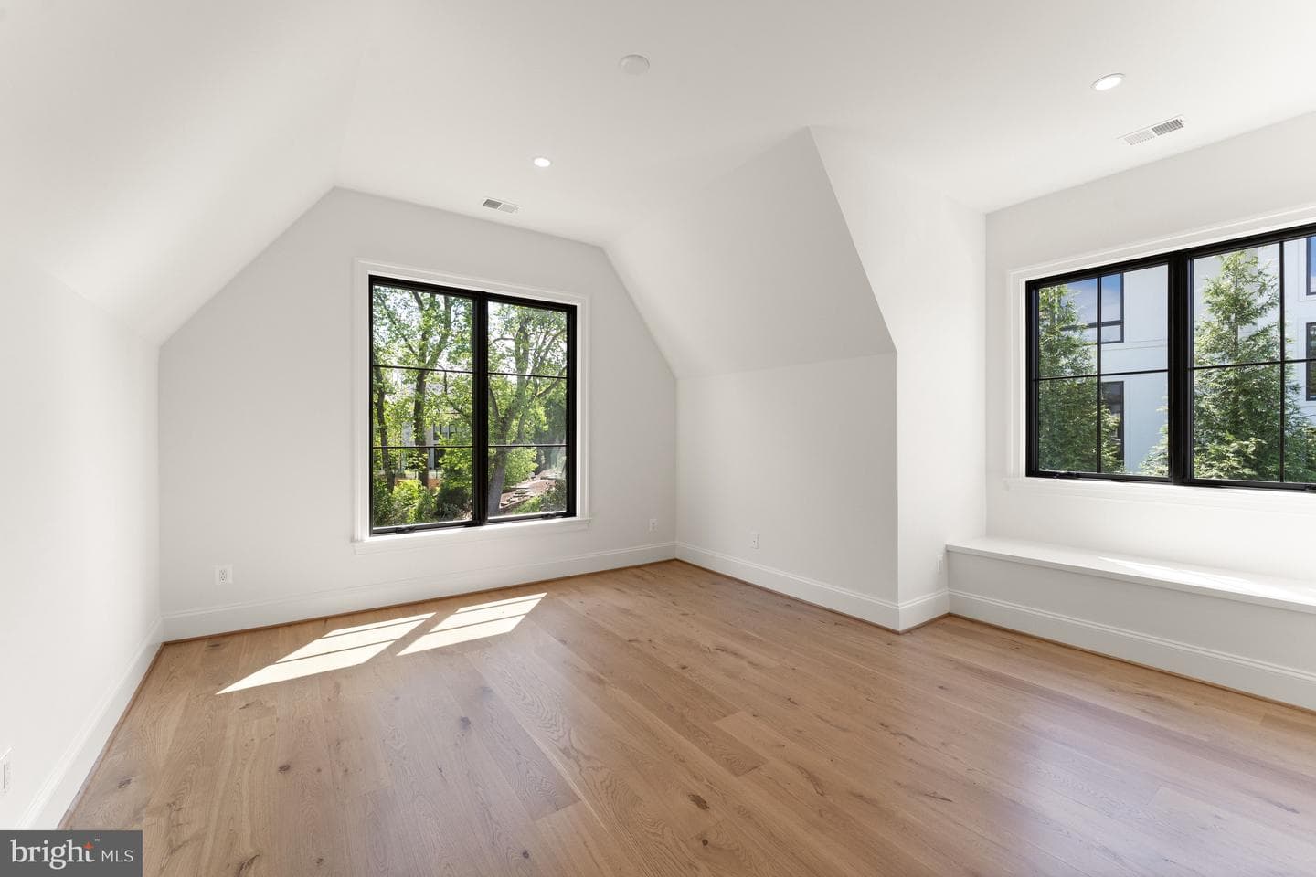 6811 Wemberly Way photo 45