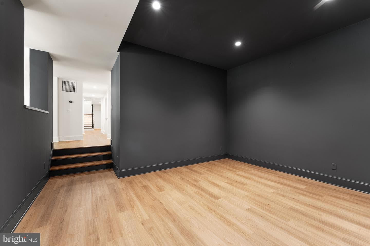 6811 Wemberly Way photo 53