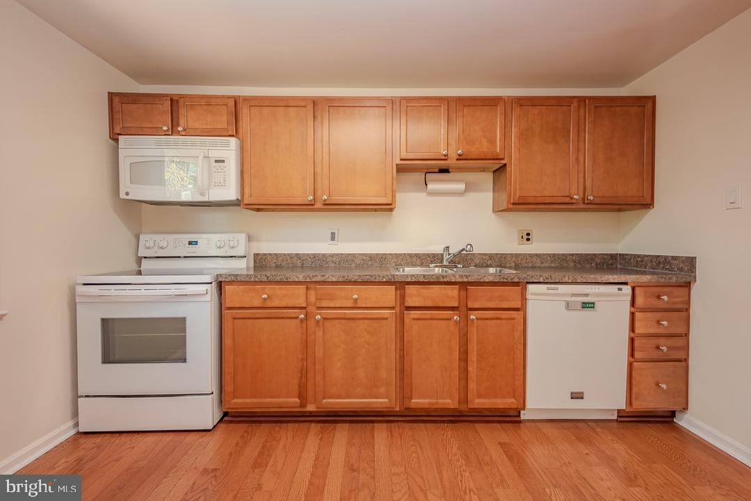 2658 Fanieul Hall Court photo 4