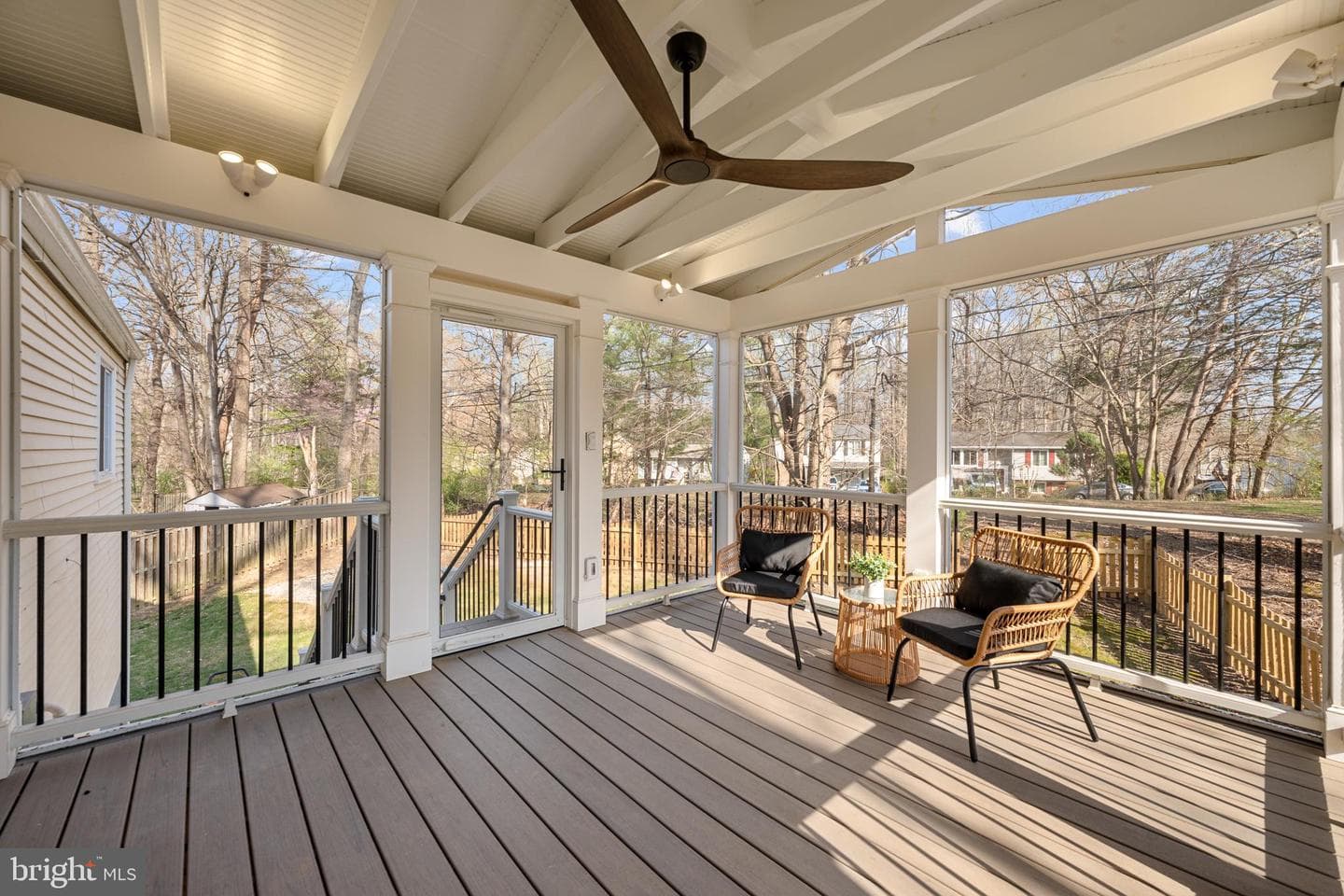 8463 Yellow Leaf Court photo 4