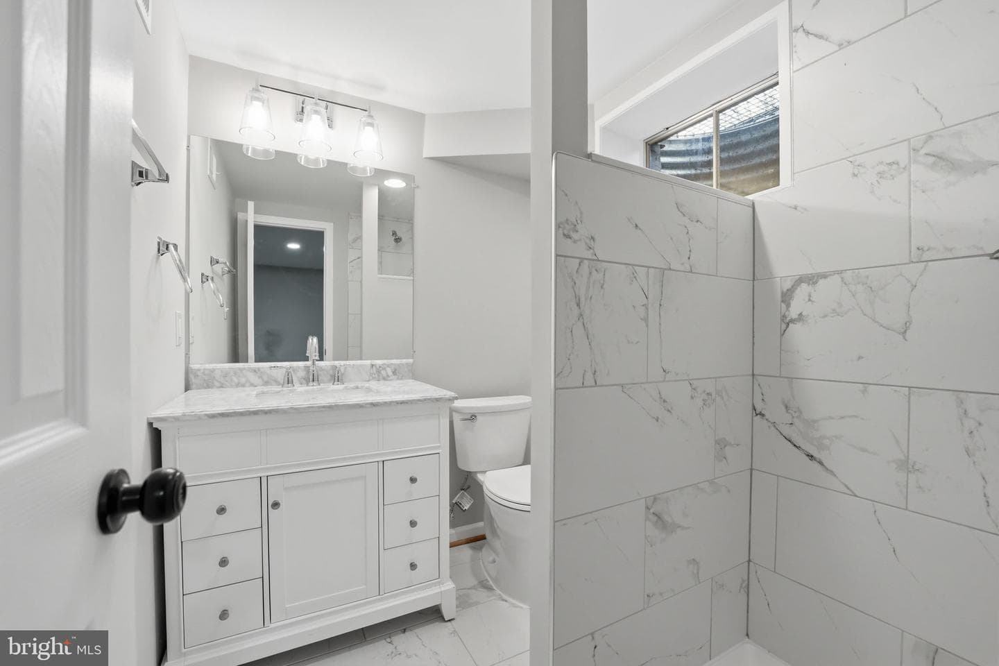 9438 Wallingford Drive photo 25