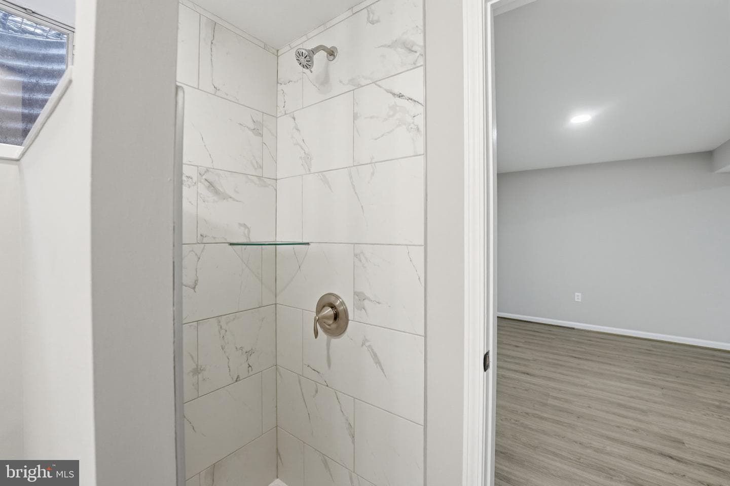 9438 Wallingford Drive photo 26