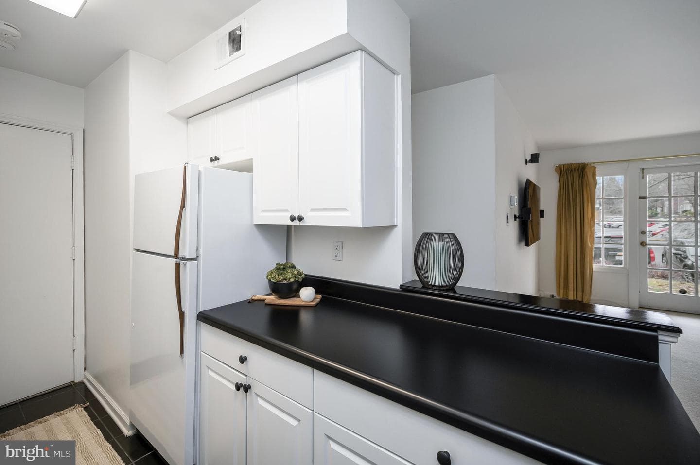 5902-B Queenston Street #505 photo 15