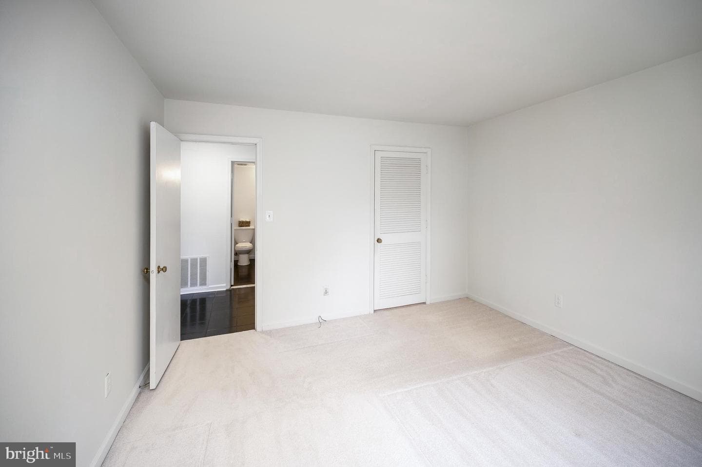 5902-B Queenston Street #505 photo 21