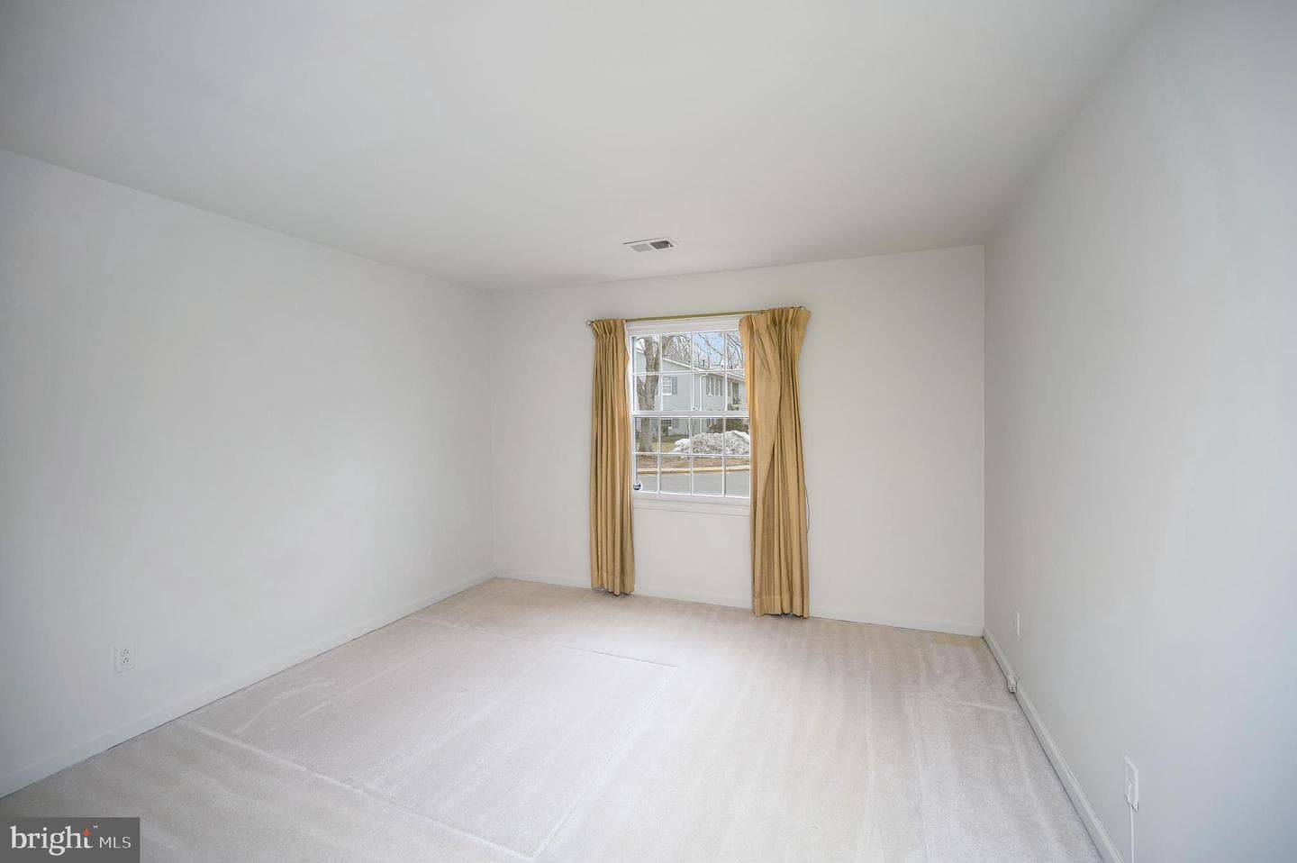 5902-B Queenston Street #505 photo 22
