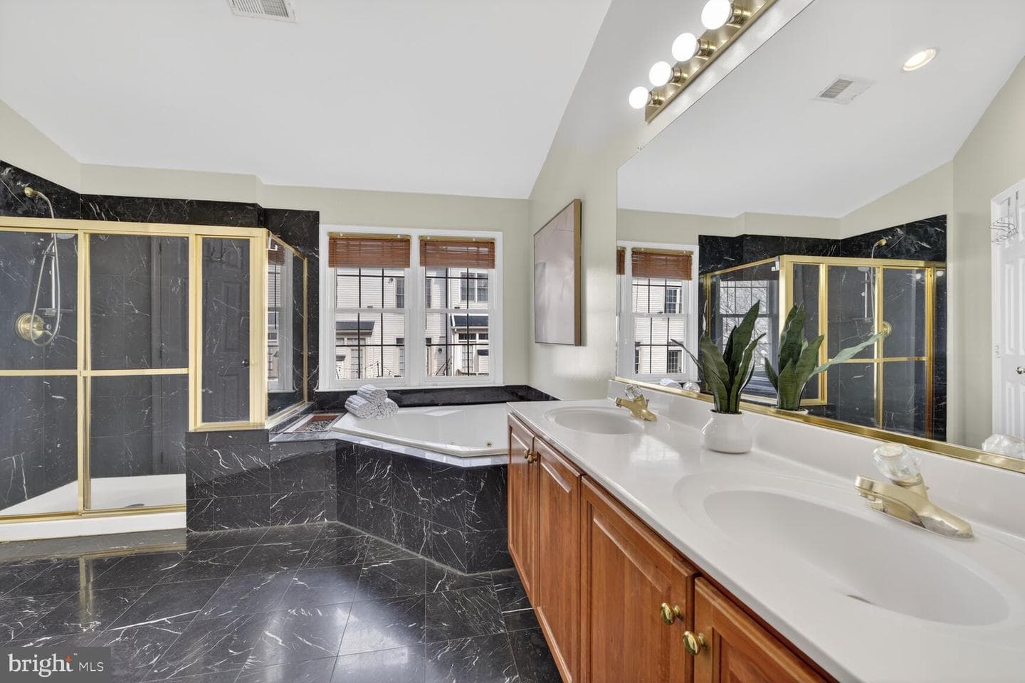 1807 Vance Place photo 18