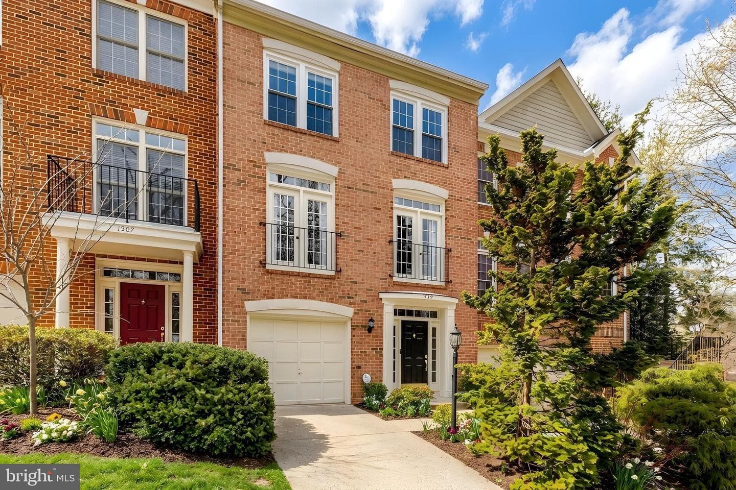 1309 Sundial Drive photo 2