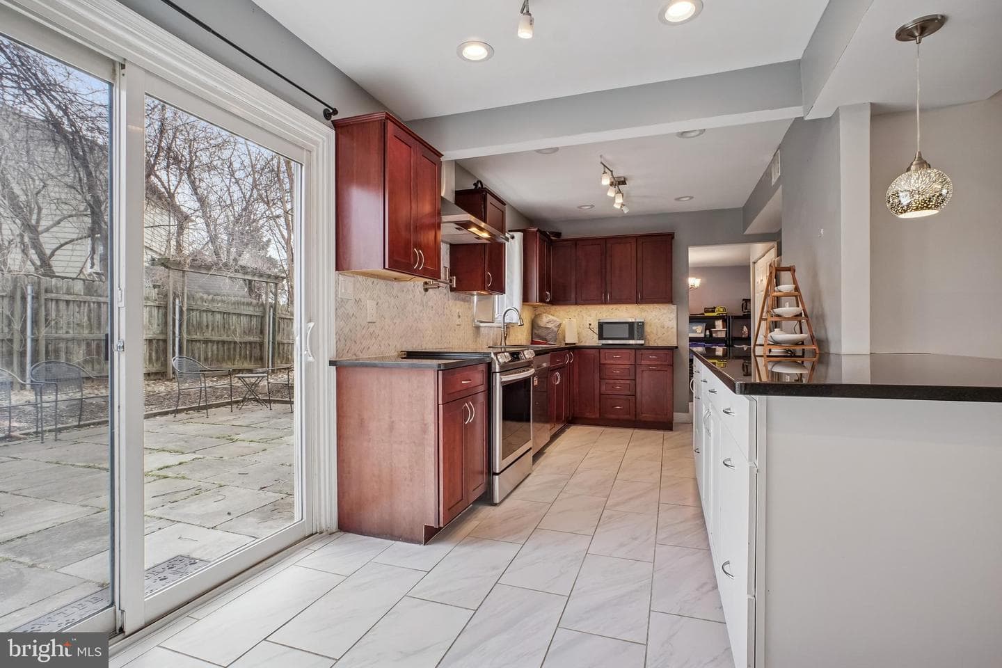 2205 Herman Court photo 12