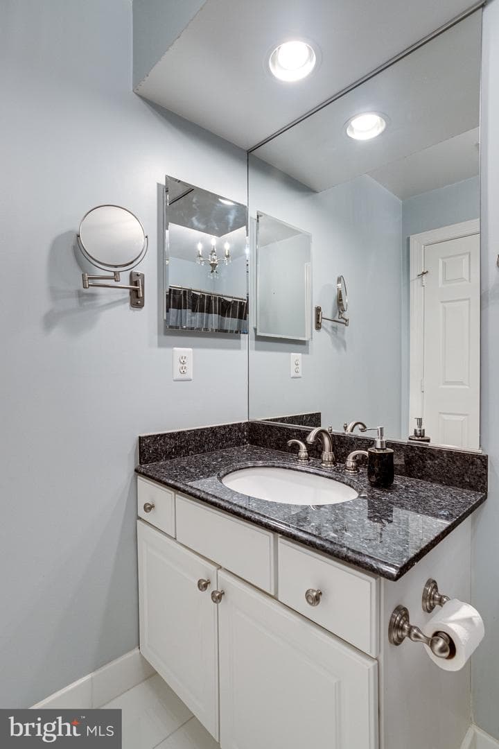 11901 Chapel Road photo 64