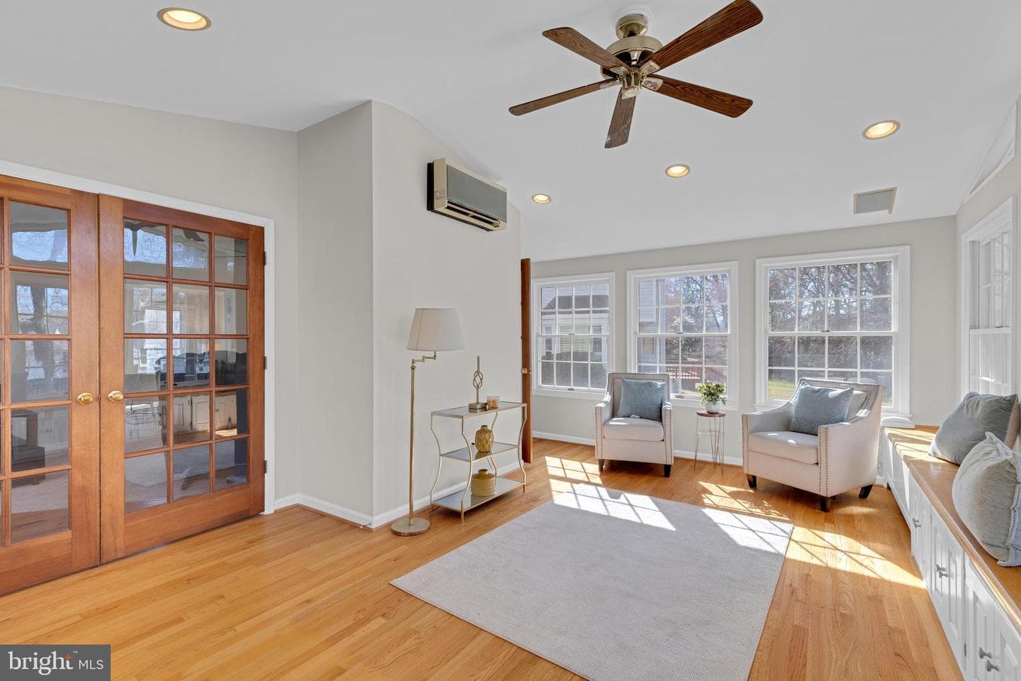7239 Devereux Court photo 11
