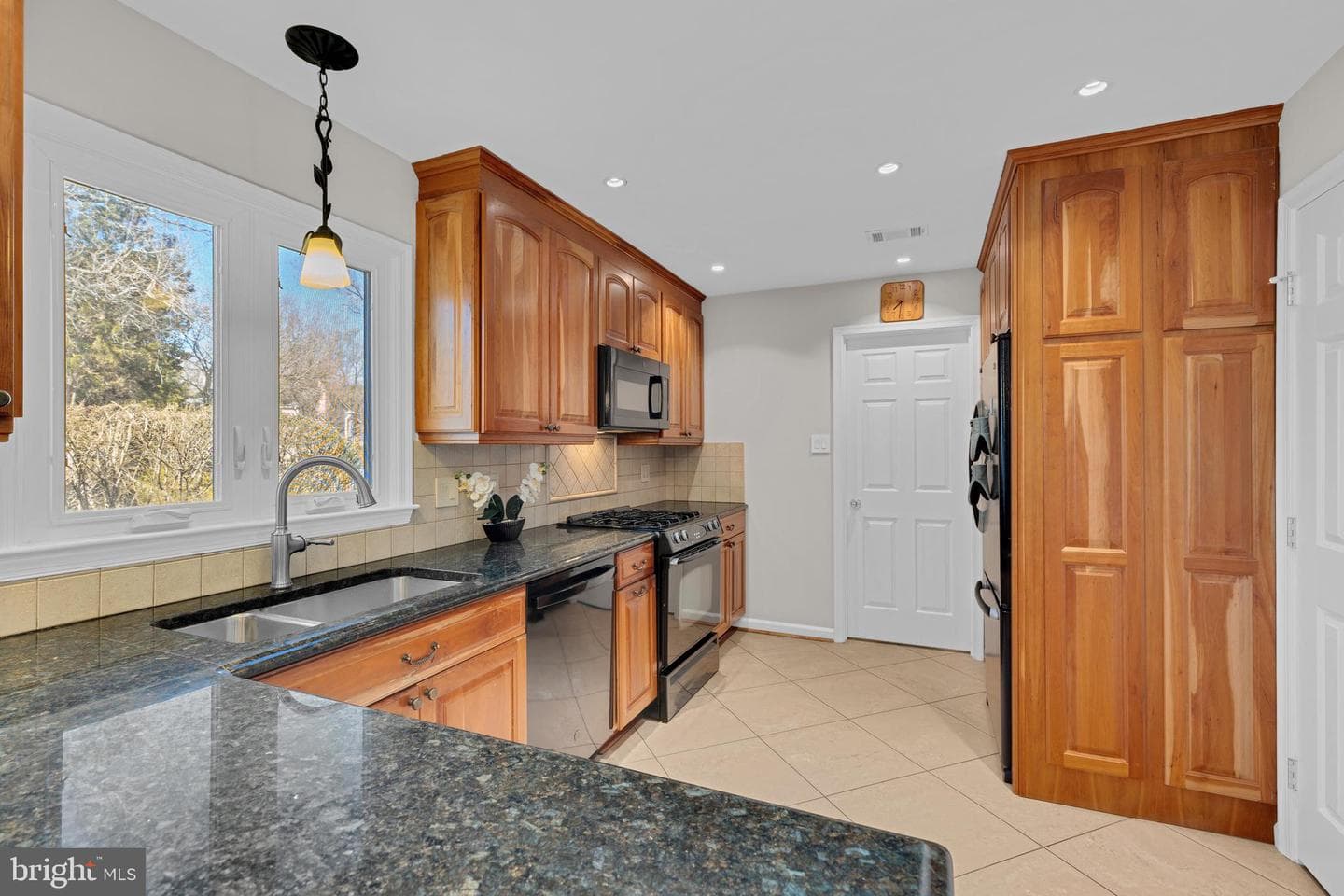 7239 Devereux Court photo 19