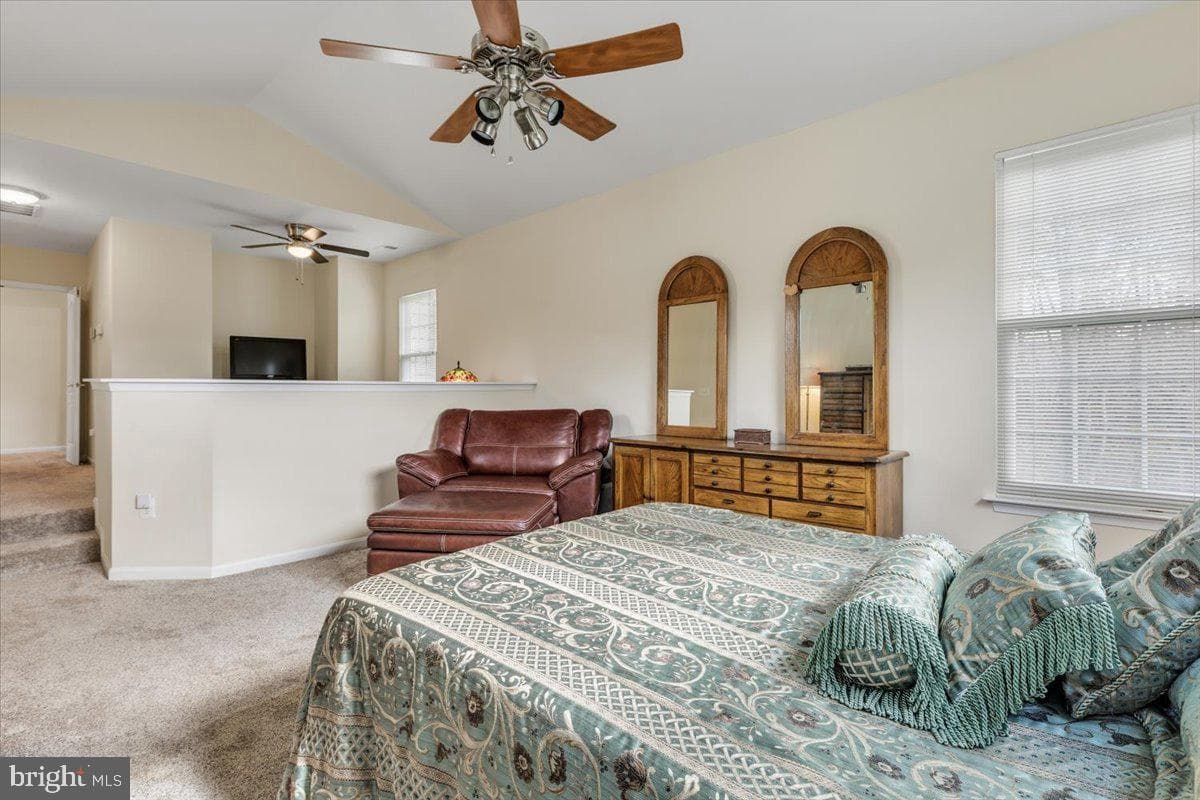 6753 Edge Cliff Drive photo 24