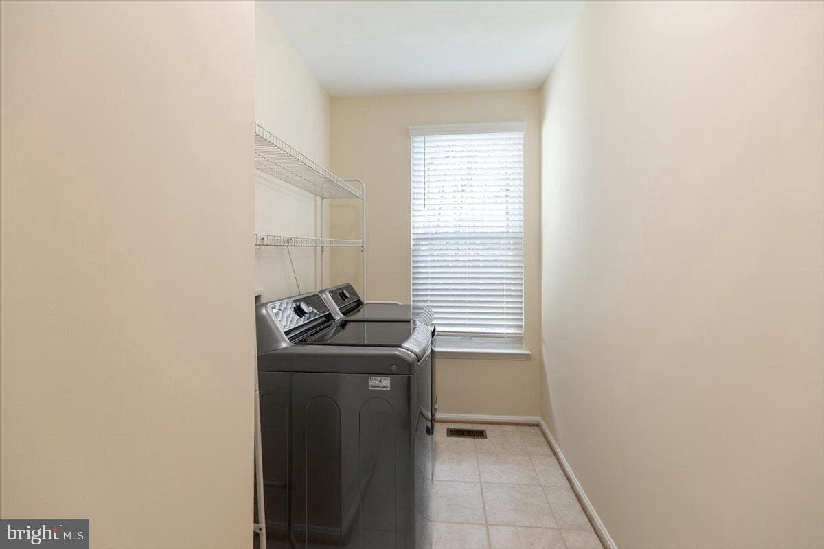 6753 Edge Cliff Drive photo 36