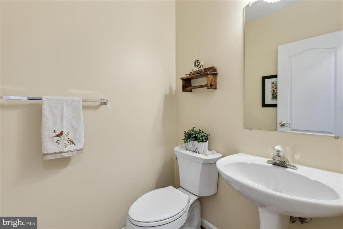6753 Edge Cliff Drive photo 37
