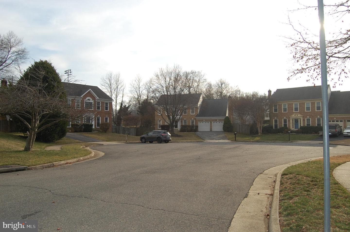 2413 Belle Haven Meadows Court photo 3