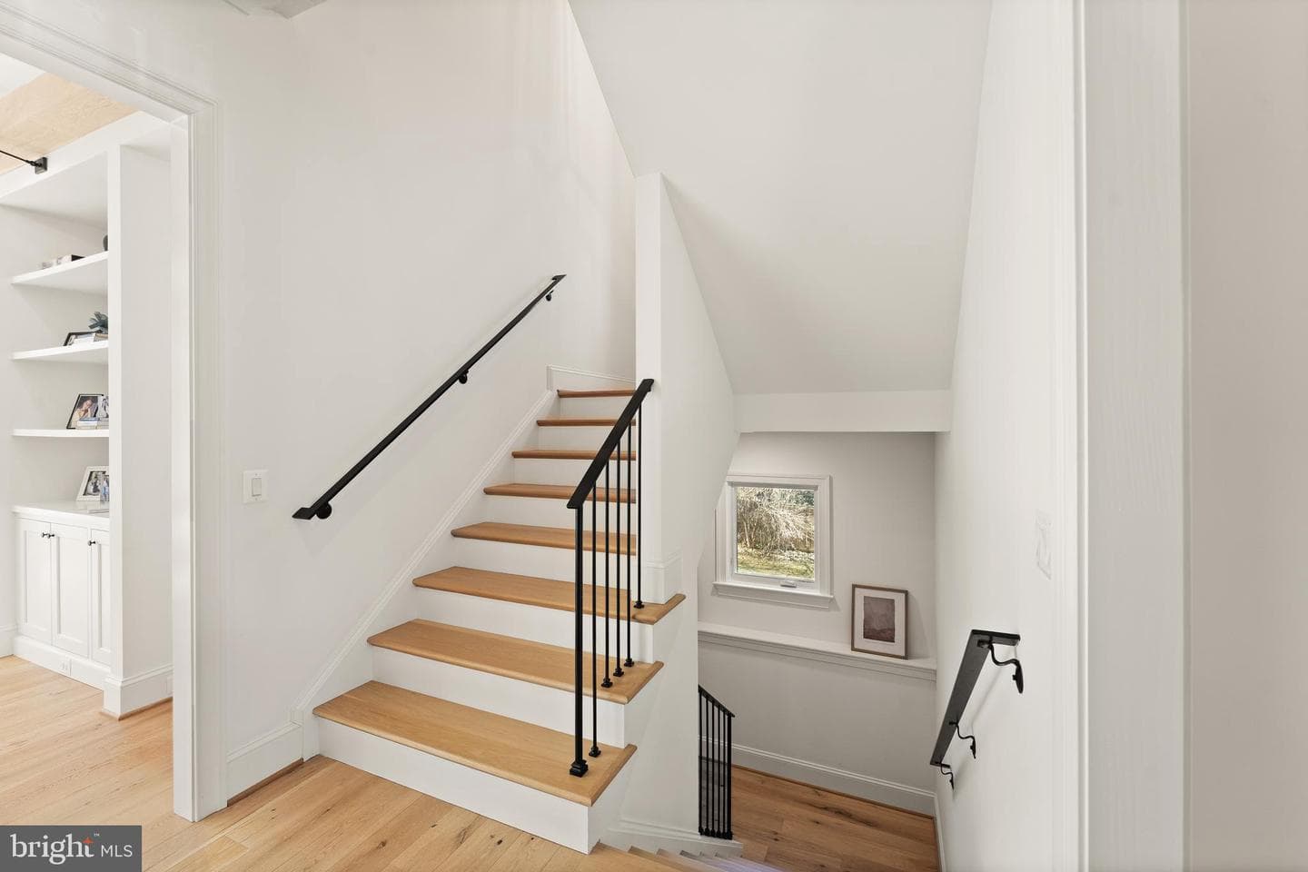 8621 Mchenry Street photo 29