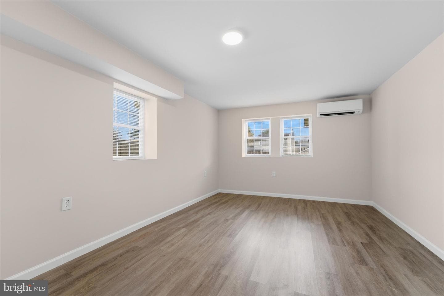 13511 Chevy Chase Court photo 33