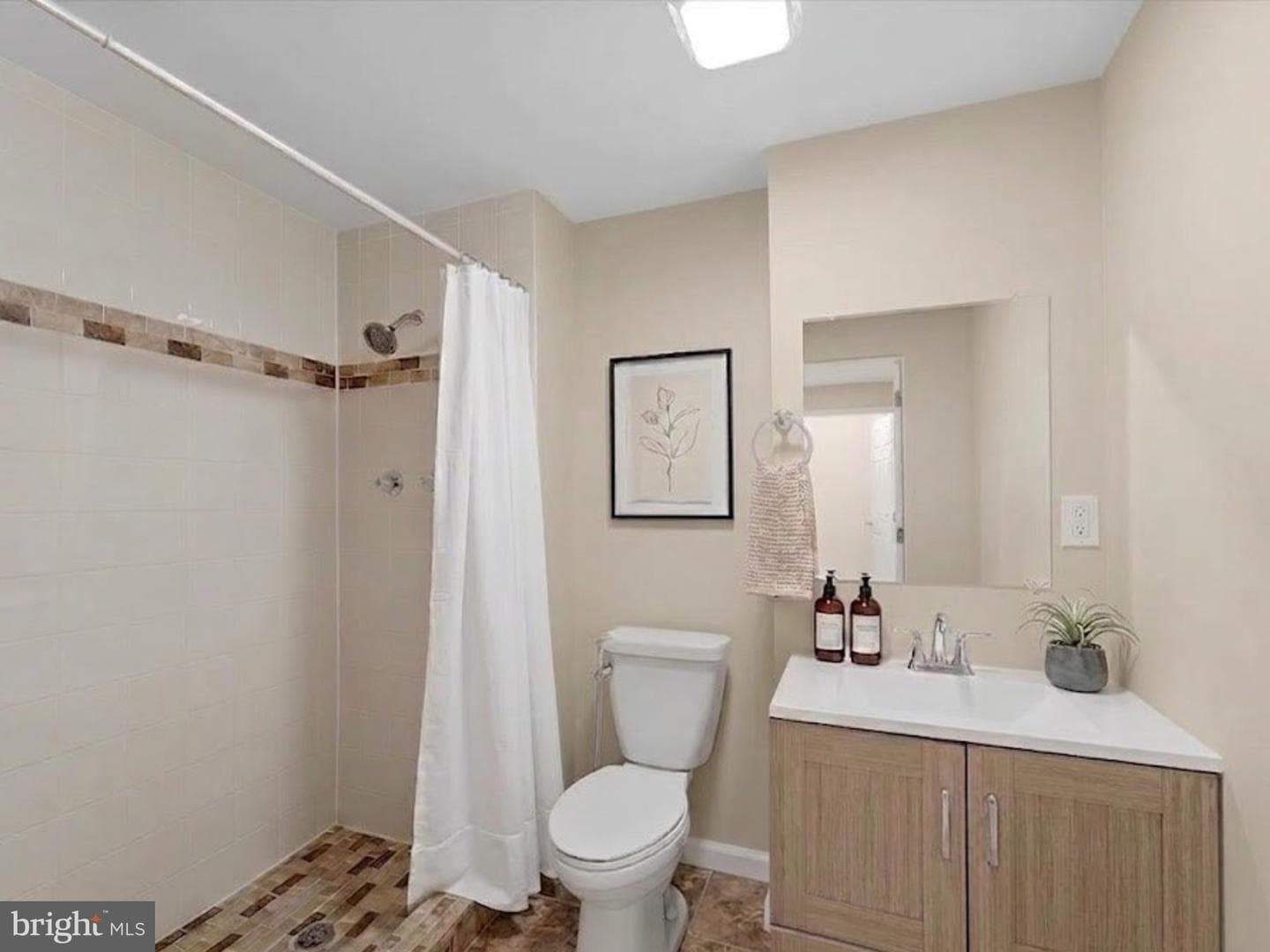 13511 Chevy Chase Court photo 41